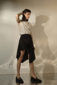 SHORTS / FALDA OVALO NEGRO