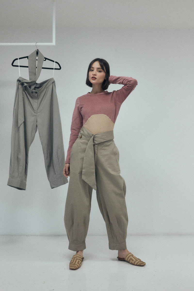 PANTALÓN  CINTURON ARENA