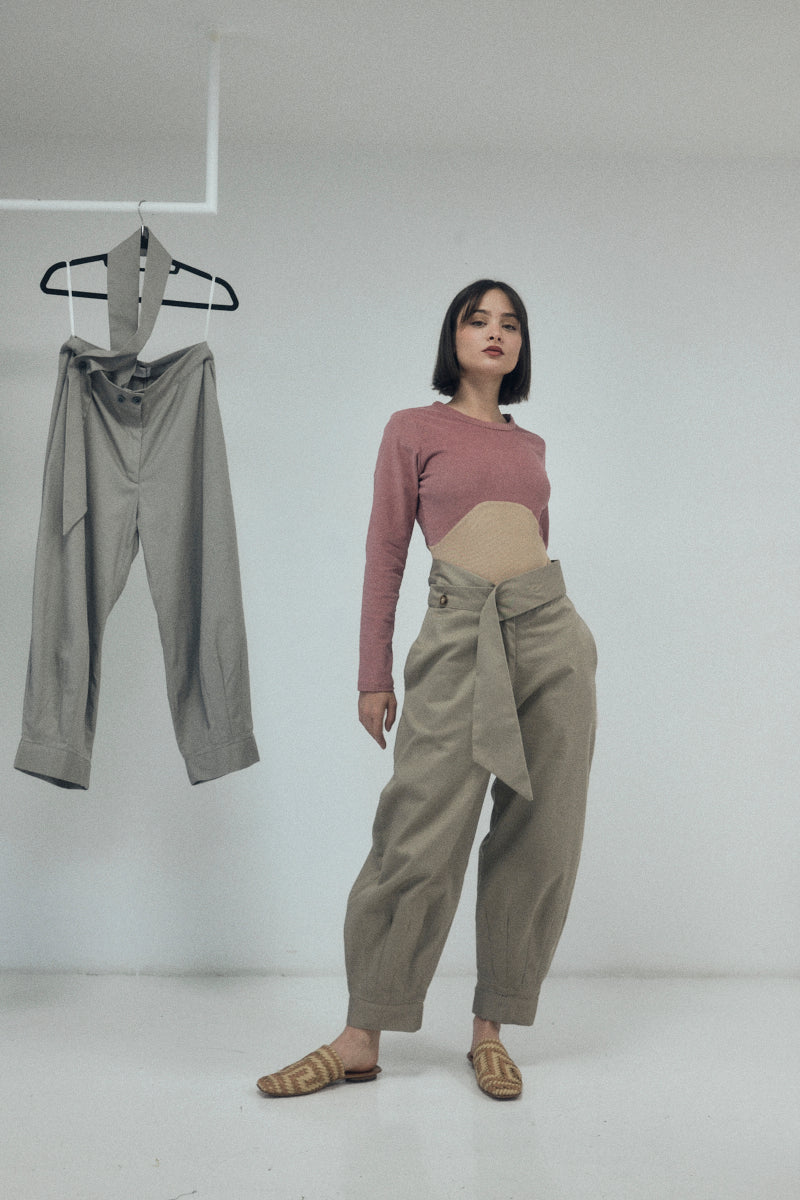 PANTALÓN  CINTURON ARENA