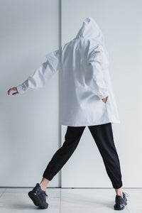 CHAQUETA BLANCA