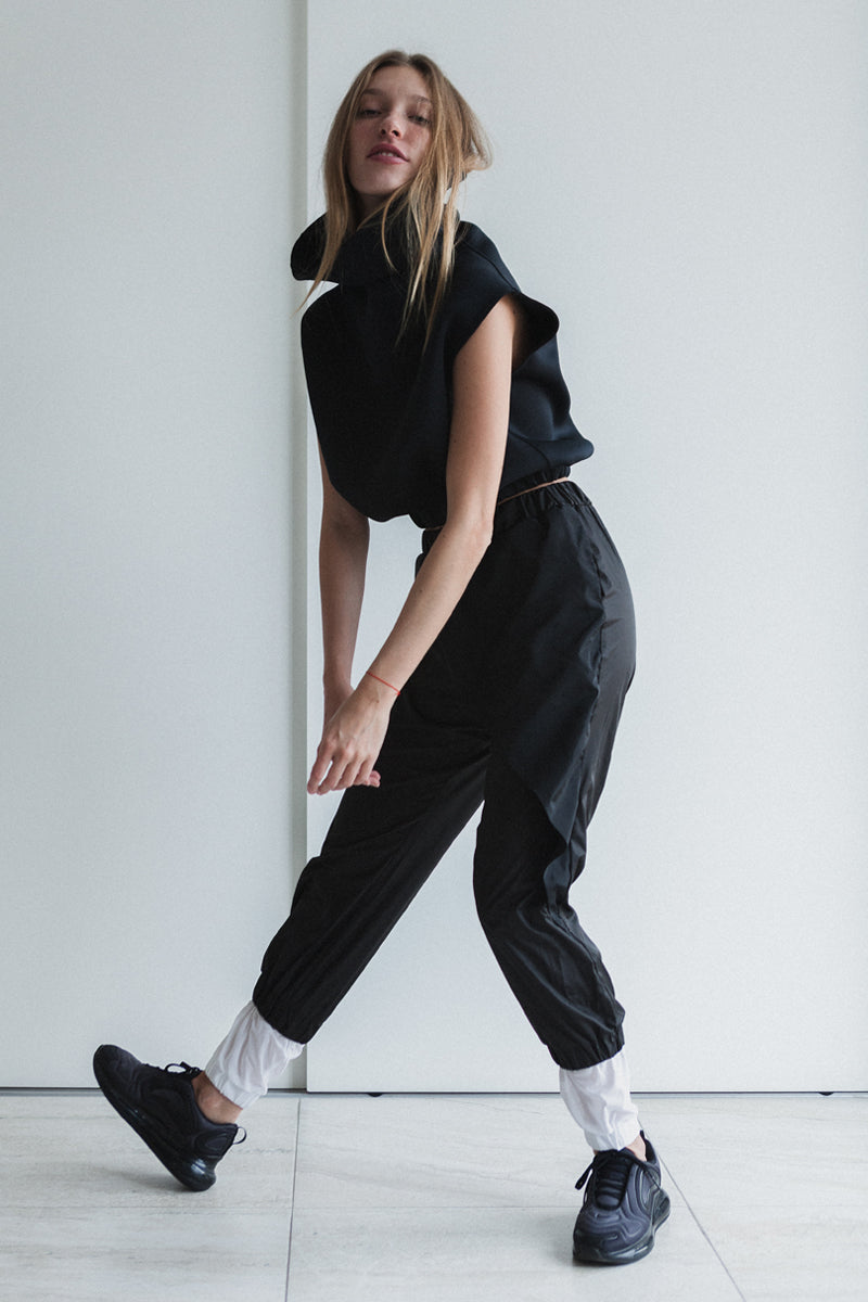 JOGGER NEGRO - DOBLE CAPA