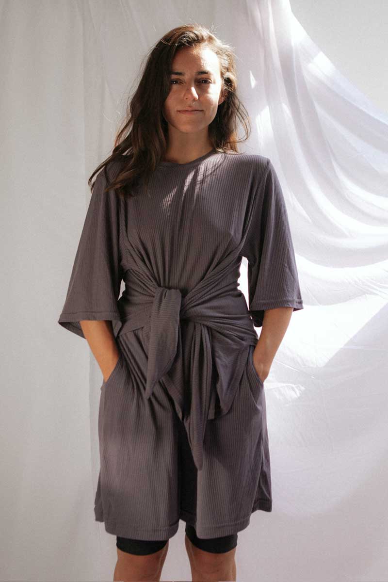 T-SHIRT POLIGONO GRIS