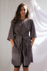 T-SHIRT POLIGONO GRIS