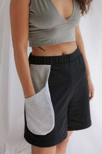 SHORTS ASIMÉTRICOS NEGROS