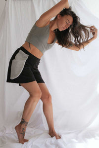 SHORTS ASIMÉTRICOS NEGROS