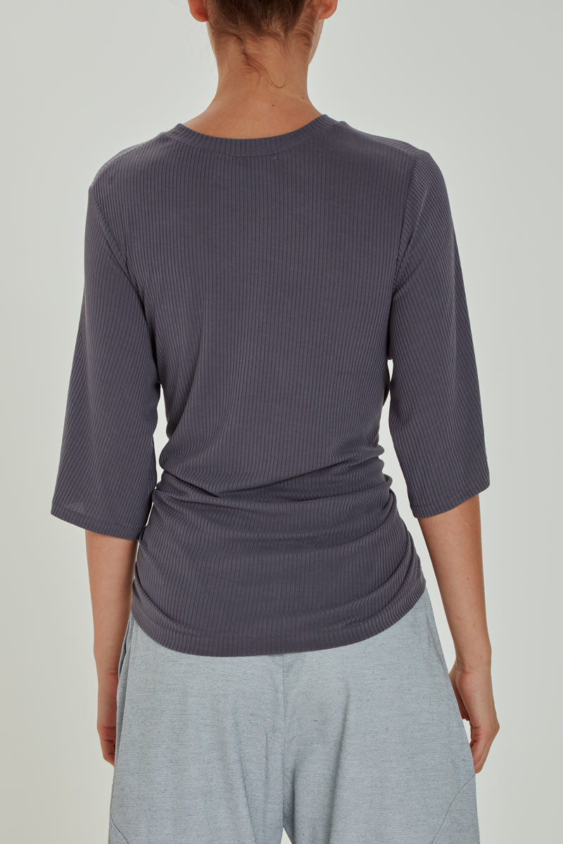 T-SHIRT POLIGONO GRIS