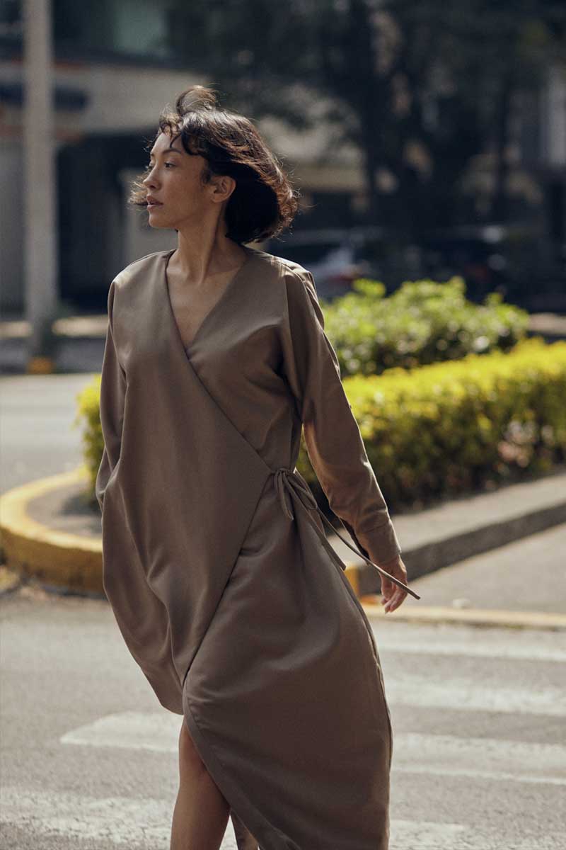 VESTIDO SÉPALO - KHAKI DORADO